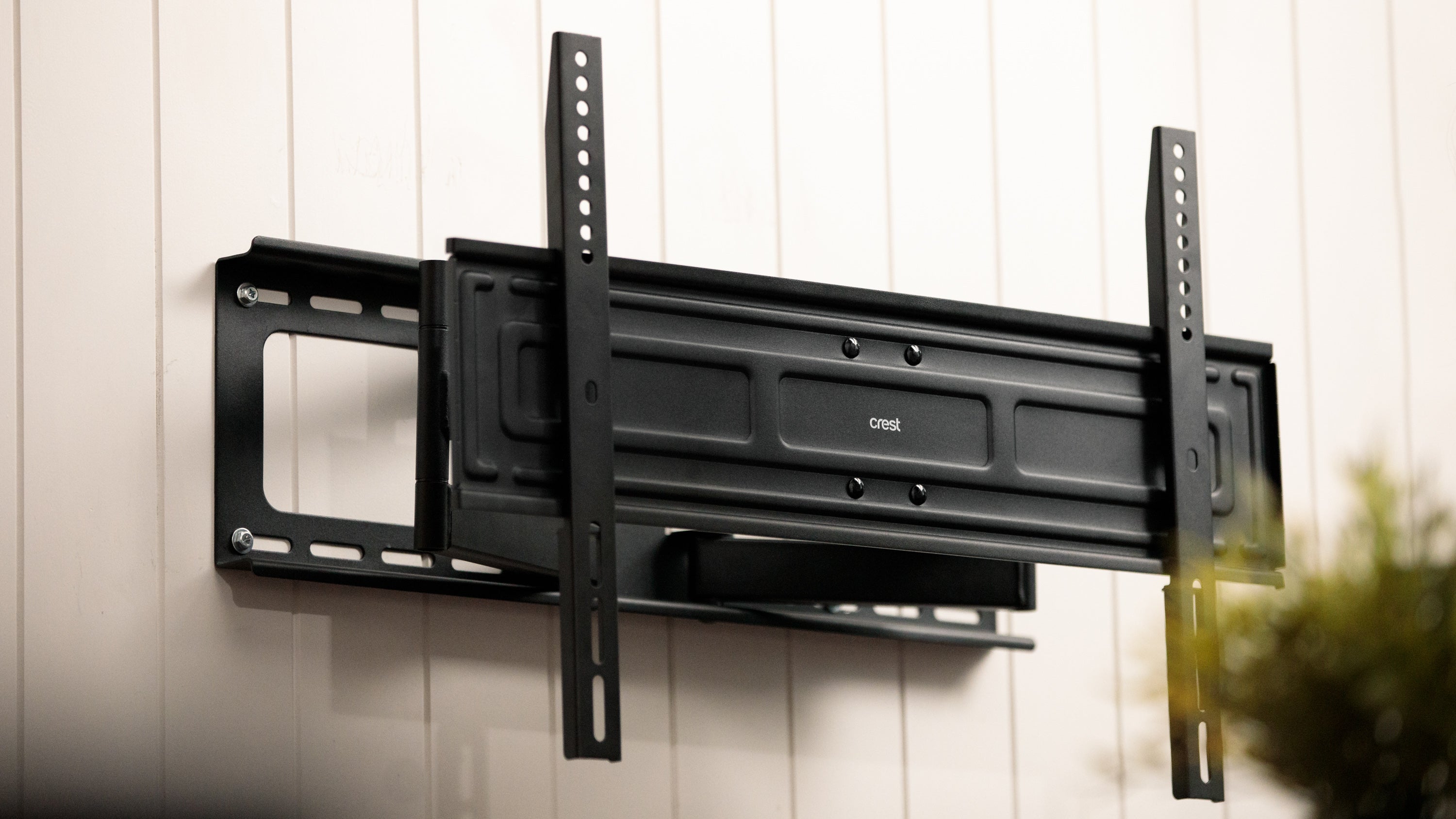 What is a full motion TV wall mount?