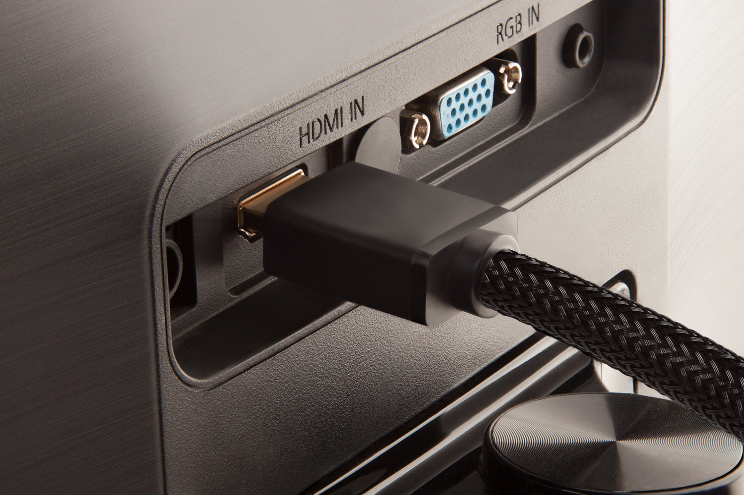 What is HDMI Port and HDMI Cable: All you need to Know