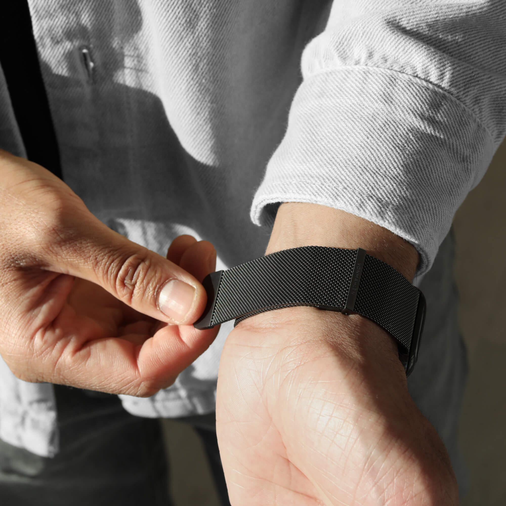 Vonmählen Watch Milanese Loop 2 Black - Case Size 1